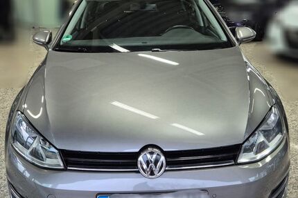VW Golf 94.151 km 10.300 &euro; Friedrichshafen 88045
