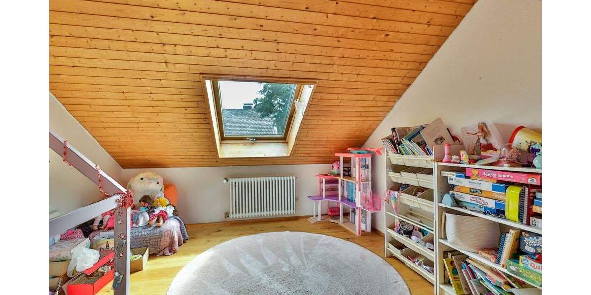Mehrfamilienhaus, Wohnhaus Konstanz Dettingen - 8 Zimmer, 182 m&sup2;, 880.000&euro; | Angebot:25800335
