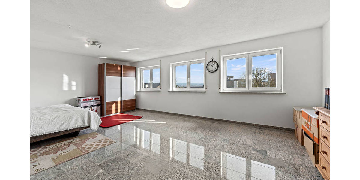 Einfamilienhaus Berg Vorberg - 7 Zimmer, 237 m&sup2;, 1.090.000&euro; | Angebot:25663671