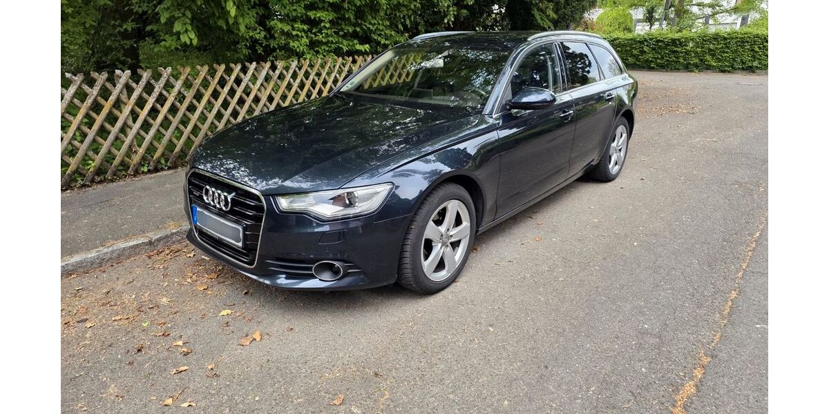 Audi A6 215.146 km 11.000 &euro; Friedrichshafen 88045