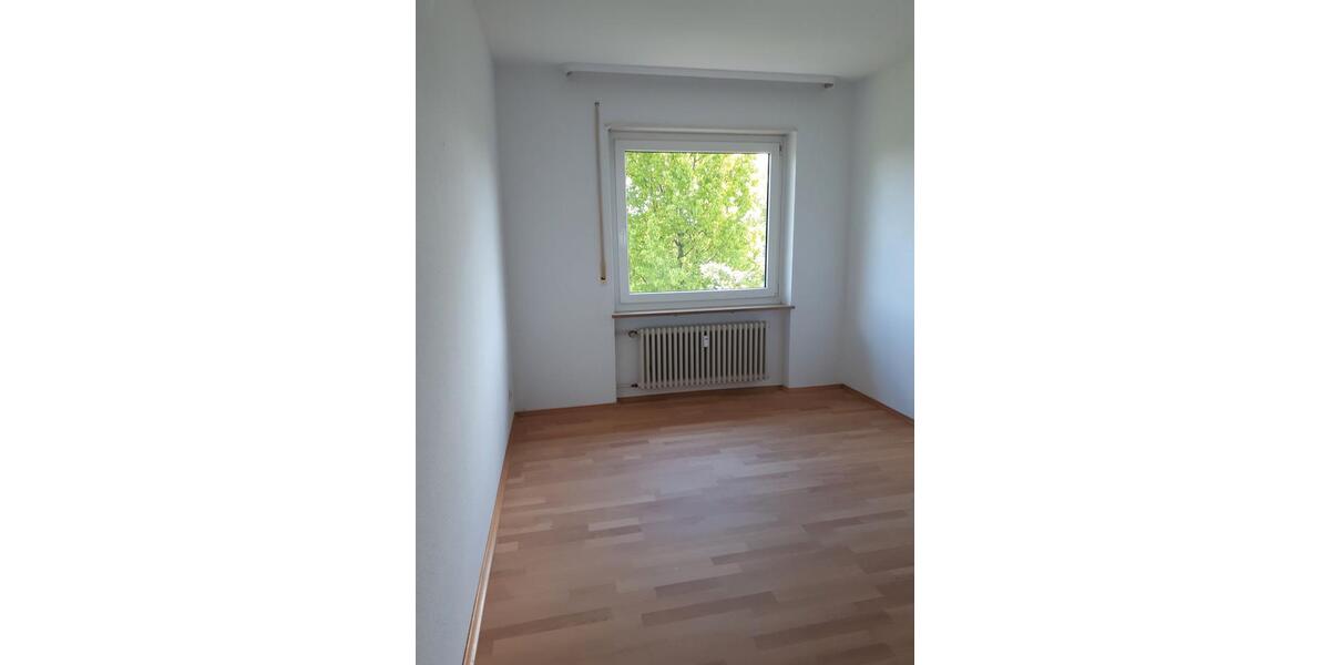 Etagenwohnung Konstanz Allmannsdorf - 4 Zimmer, 88 m&sup2;, 1.650&euro; | Angebot:26620985