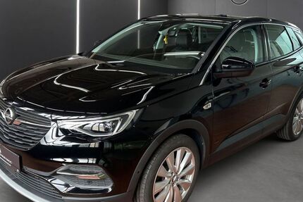 Opel Grandland (X) 72.700 km 18.490 &euro; Friedrichshafen 88046