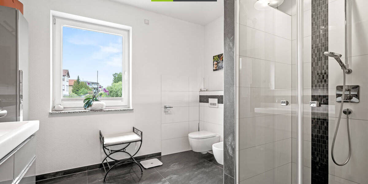 Mehrfamilienhaus, Wohnhaus Meckenbeuren Lochbrücke - 1 Zimmer, 315 m&sup2;, 1.490.000&euro; | Angebot:25800707