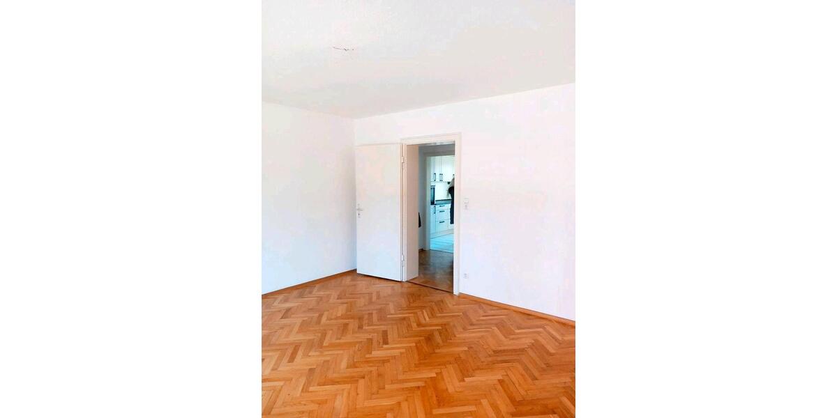Hochparterre Friedrichshafen Allmannsweiler - 3 Zimmer, 73 m&sup2;, 280.000&euro; | Angebot:26536593