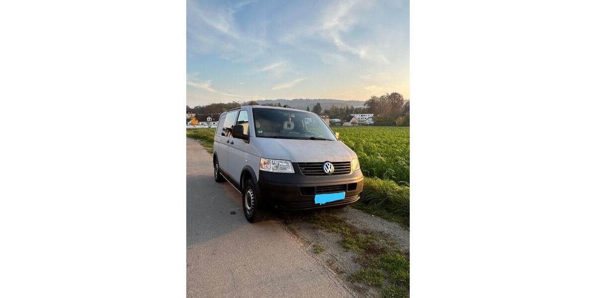 VW T5 Transporter 294.000 km 27.900 &euro; Uhldingen-Mühlhofen 88690