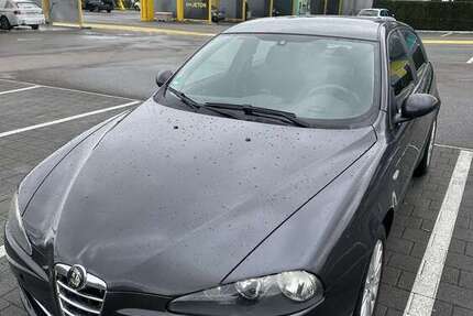 Alfa Romeo 147 132.000 km 3.800 &euro; Konstanz 78467