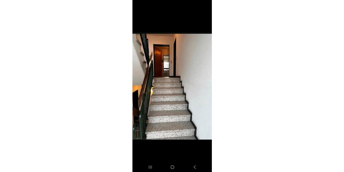 Hochparterre Weingarten - 2 Zimmer, 60 m&sup2;, 1.150&euro; | Angebot:25428450