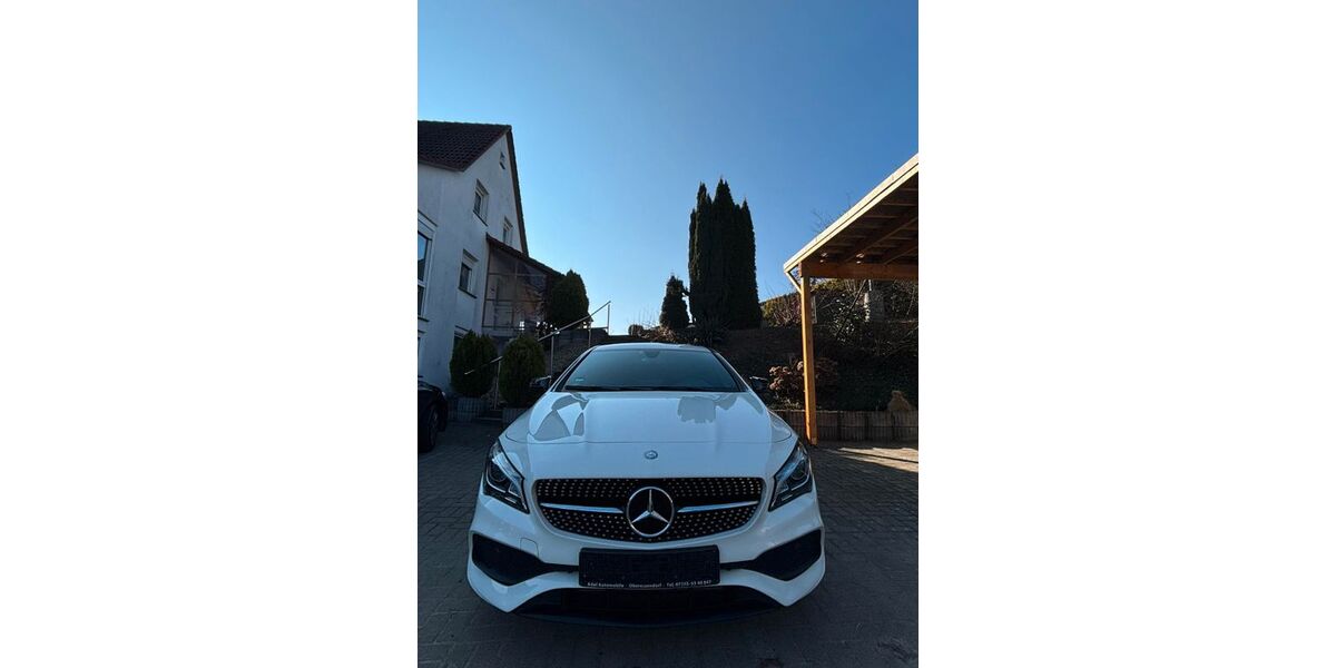 Mercedes-Benz CLA 220 Shooting Brake 177.000 km 14.900 &euro; Meckenbeuren 88074