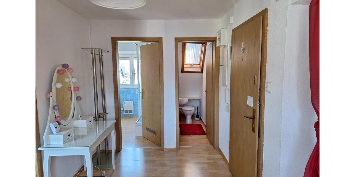 Dachgeschoßwohnung Friedrichshafen - 2.5 Zimmer, 35 m&sup2;, 700&euro; | Angebot:24570651