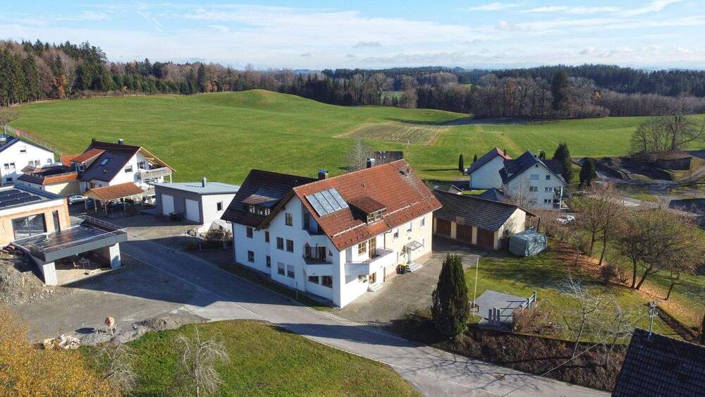 Mehrfamilienhaus, Wohnhaus Waldburg - 1 Zimmer, 390 m&sup2;, 950.000&euro; | Angebot:25665983