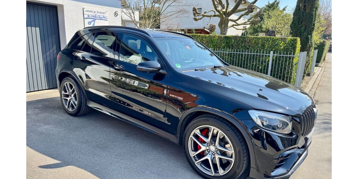 Mercedes-Benz GLC 63 AMG 153.000 km 47.300 &euro; Friedrichshafen 88045