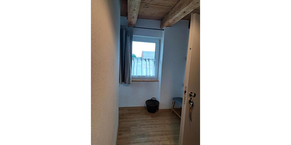 Etagenwohnung Salem - 7 Zimmer, 20 m&sup2;, 500&euro; | Angebot:25170938