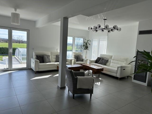 Einfamilienhaus Markdorf - 6 Zimmer, 180 m&sup2;, 1.175.000&euro; | Angebot:26662185
