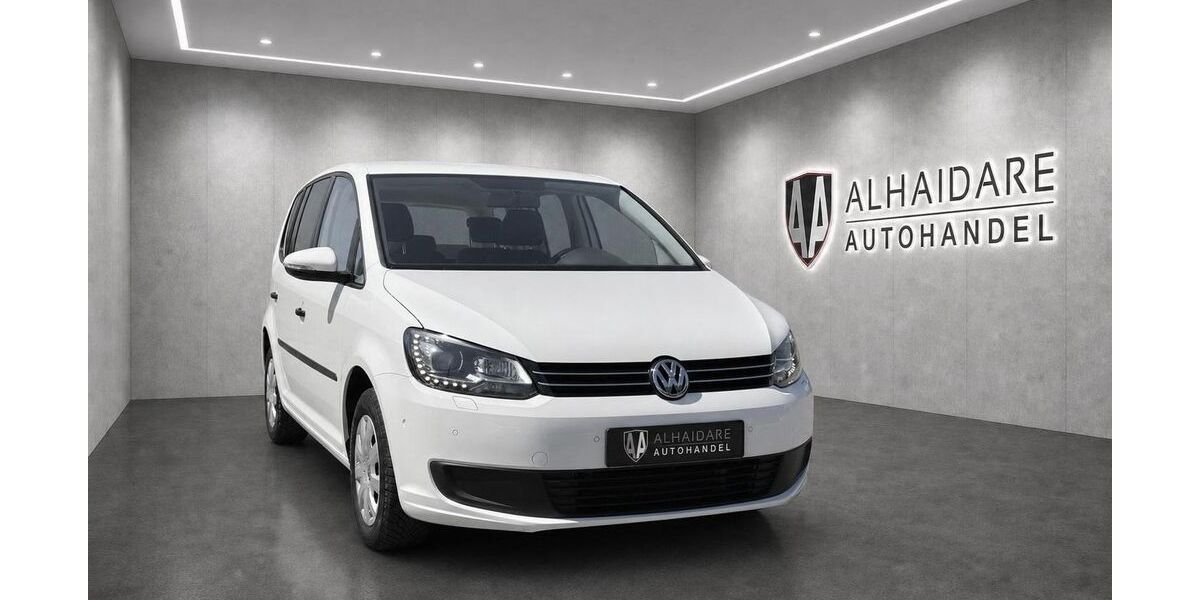 VW Touran 107.000 km 8.999 &euro; Meckenbeuren 88074