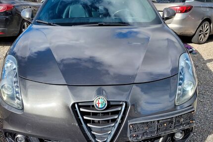 Alfa Romeo Giulietta 138.000 km 7.400 &euro; Kressbronn 88079