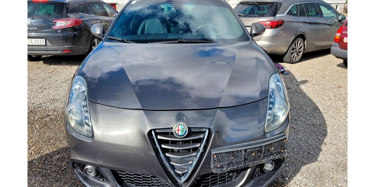 Alfa Romeo Giulietta 138.000 km 7.400 &euro; Kressbronn 88079
