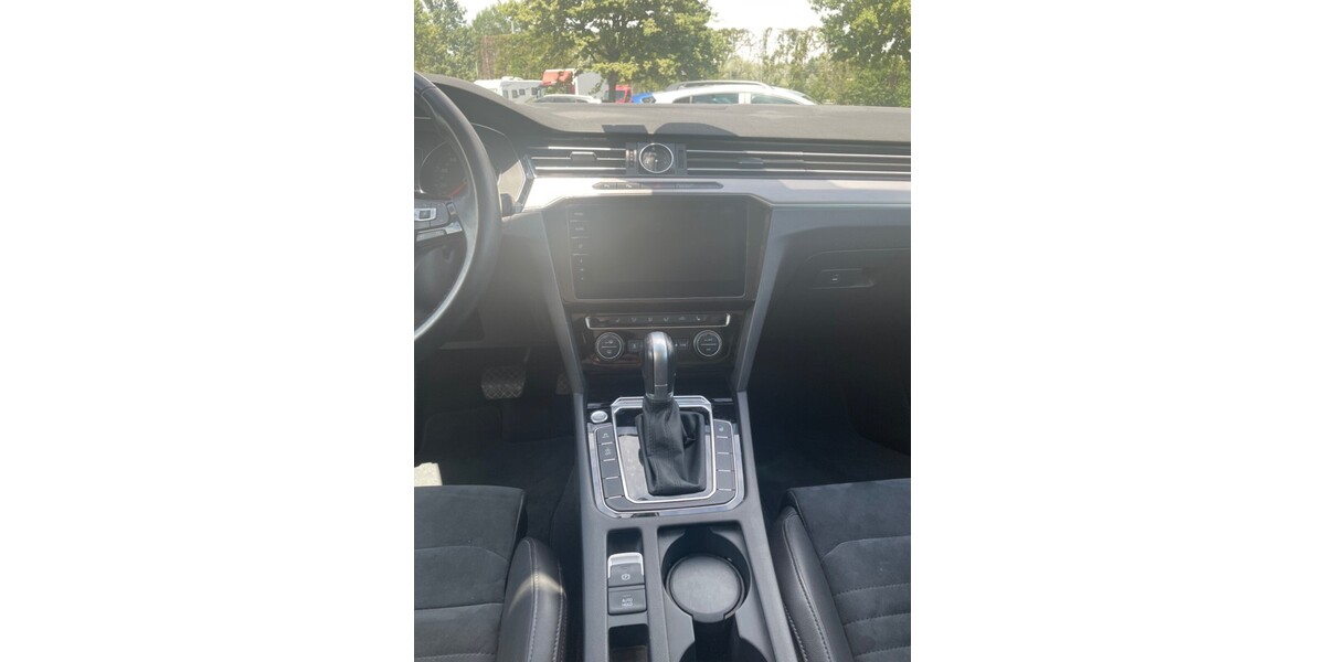 VW Passat Variant 62.260 km 25.999 &euro; Konstanz 78462