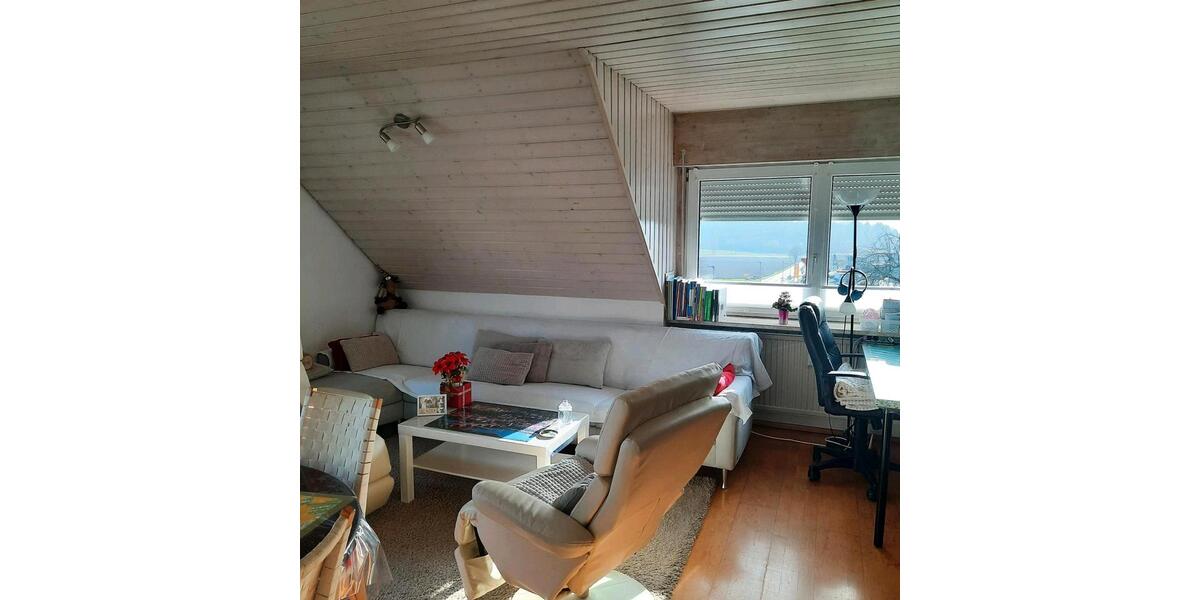 Dachgeschoßwohnung Frickingen - 3 Zimmer, 55 m&sup2;, 550&euro; | Angebot:25649134