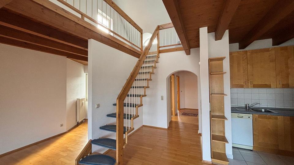 Dachgeschoßwohnung Uhldingen-Mühlhofen Mühlhofen - 2 Zimmer, 84 m&sup2;, 1.200&euro; | Angebot:25085107