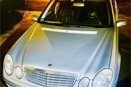 Mercedes-Benz E 280 345.000 km 3.800 &euro; Überlingen 88662