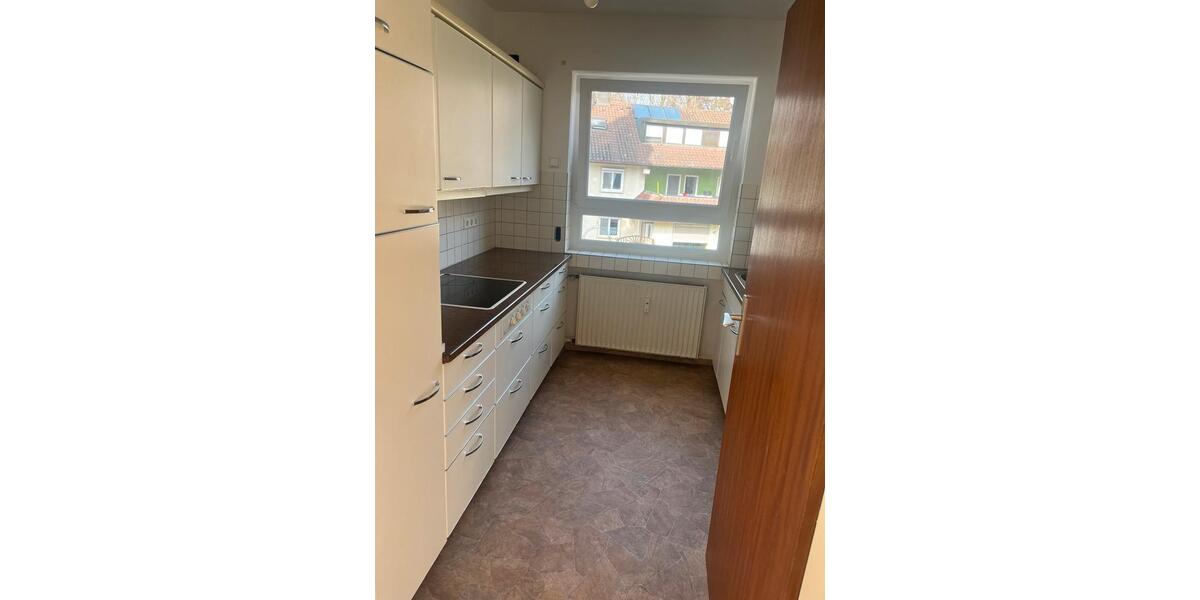 Etagenwohnung Kressbronn am Bodensee - 3.5 Zimmer, 104 m&sup2;, 1.450&euro; | Angebot:25642670