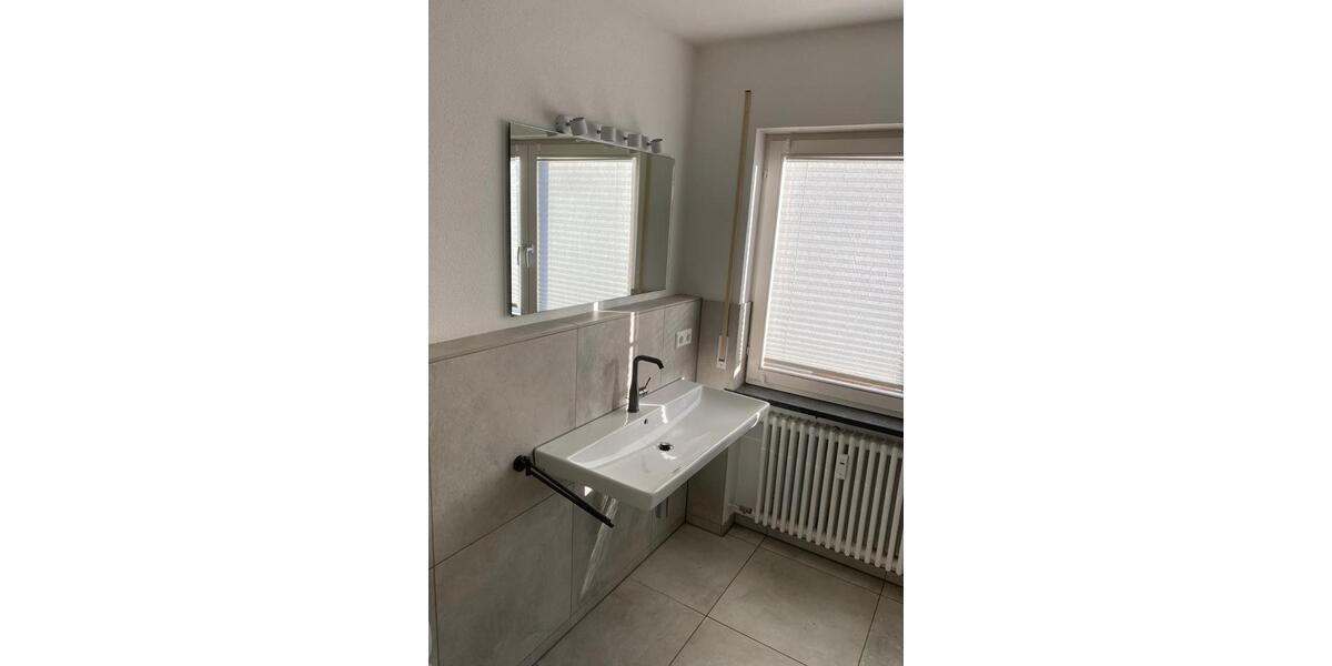 Etagenwohnung Konstanz Allmannsdorf - 3 Zimmer, 114 m&sup2;, 1.680&euro; | Angebot:25415774