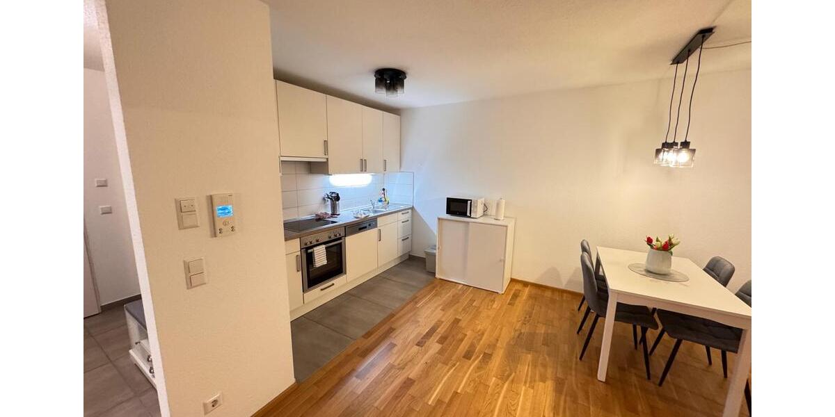 Etagenwohnung Friedrichshafen - 2.5 Zimmer, 72 m&sup2;, 1.629&euro; | Angebot:25920937