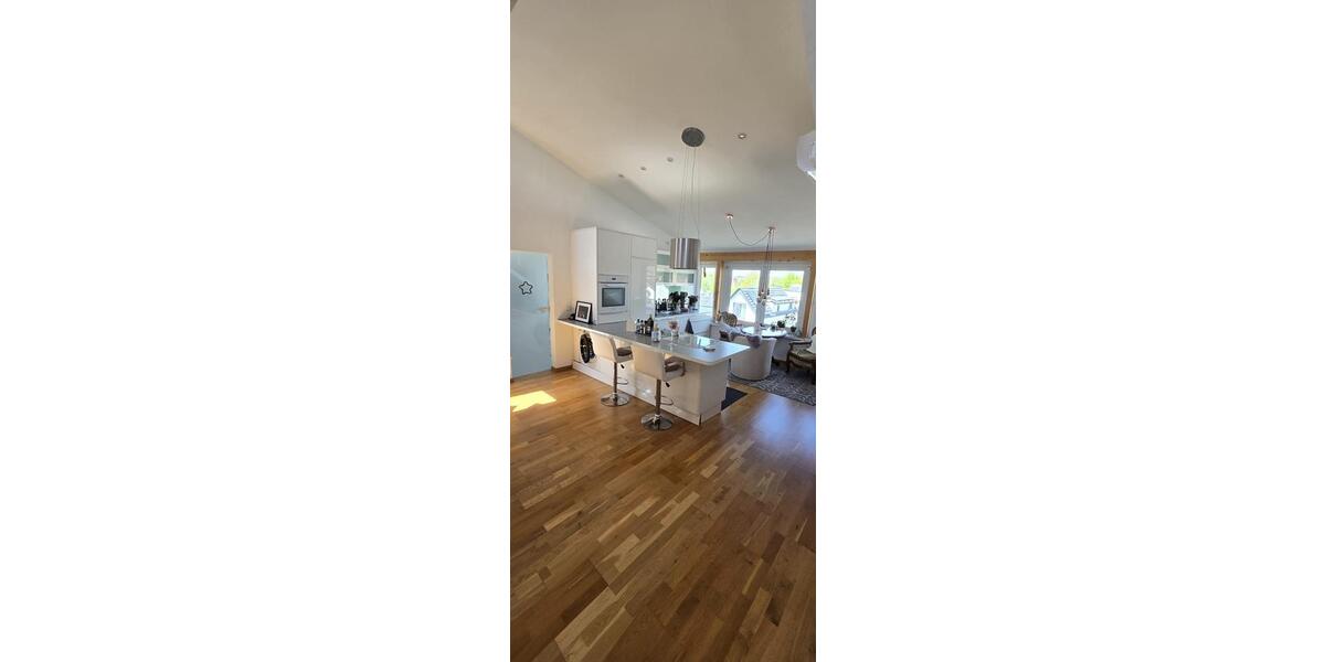 Dachgeschoßwohnung Salem - 2 Zimmer, 90 m&sup2;, 1.250&euro; | Angebot:25872115