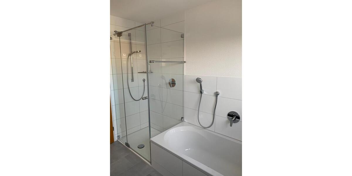 Etagenwohnung Friedrichshafen Allmannsweiler - 3 Zimmer, 94 m&sup2;, 1.090&euro; | Angebot:25942006