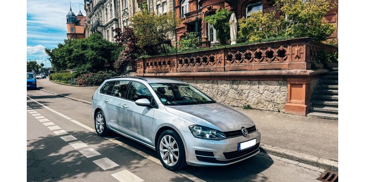 VW Golf 194.000 km 8.500 &euro; Konstanz 78467