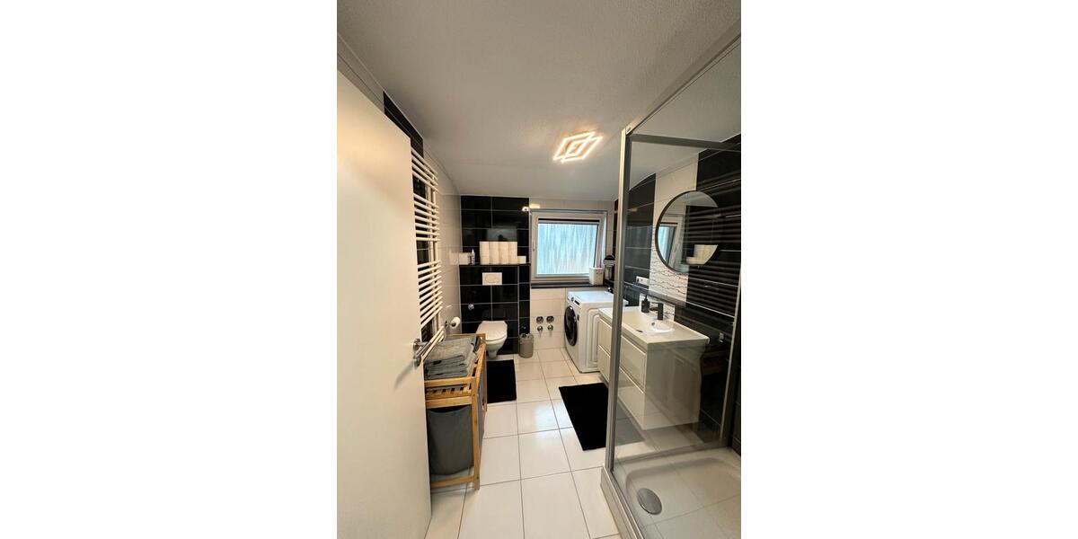 Dachgeschoßwohnung Weingarten - 3 Zimmer, 66 m&sup2;, 1.500&euro; | Angebot:25656037