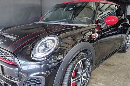 Mini John Cooper Works 207.000 km 14.990 &euro; Mochenwangen 88284
