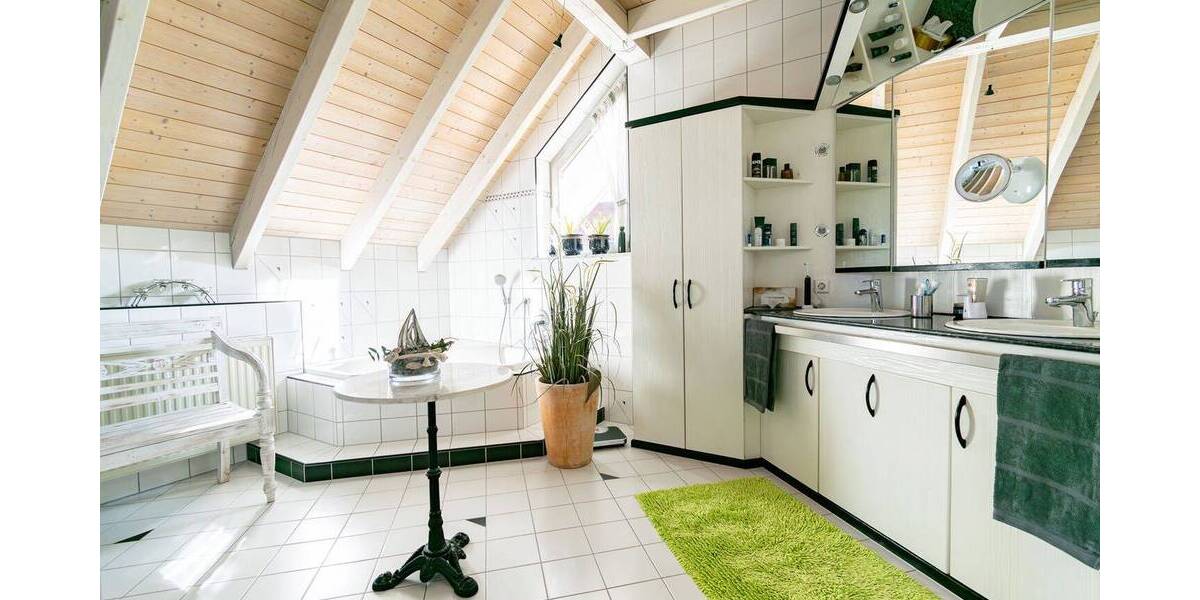 Einfamilienhaus Tettnang Tannau - 7 Zimmer, 245 m&sup2;, 975.000&euro; | Angebot:25968737