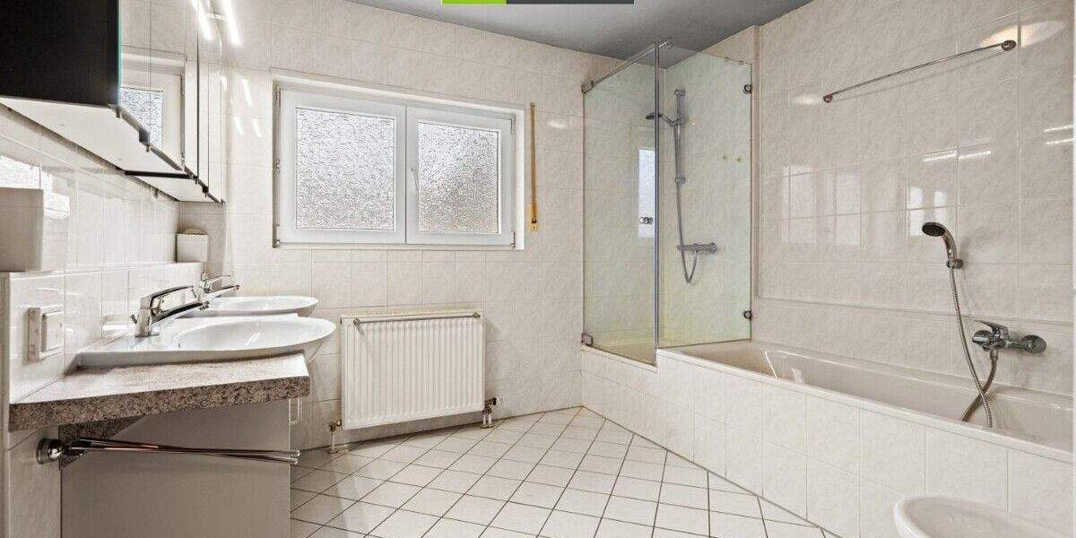 Doppelhaushälfte Weingarten - 6 Zimmer, 164 m&sup2;, 698.000&euro; | Angebot:25693603