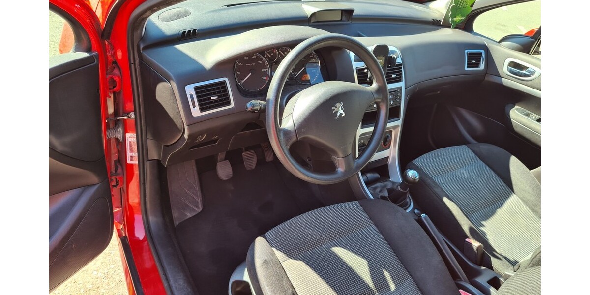 Peugeot 307 CC 190.000 km 1.900 &euro; Konstanz 78462