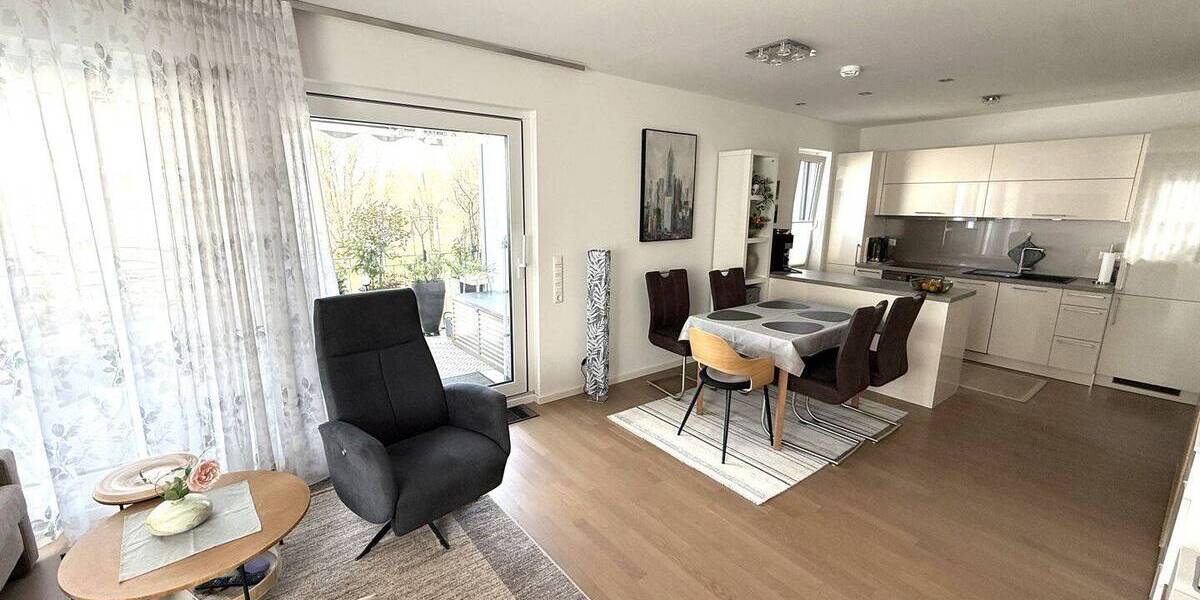 Etagenwohnung Weingarten - 2 Zimmer, 62 m&sup2;, 279.000&euro; | Angebot:25971046