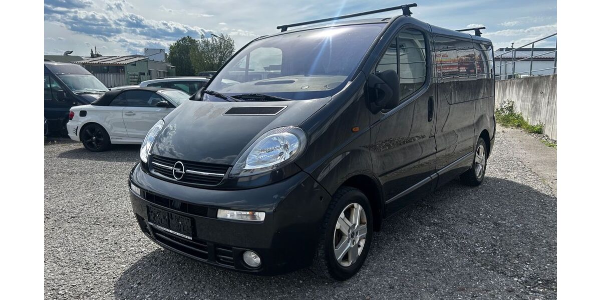 Opel Vivaro 243.000 km 5.499 &euro; Baienfurt 88255