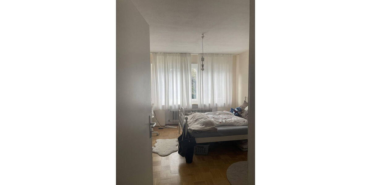 Etagenwohnung Konstanz Staad - 4 Zimmer, 14 m&sup2;, 550&euro; | Angebot:25969941
