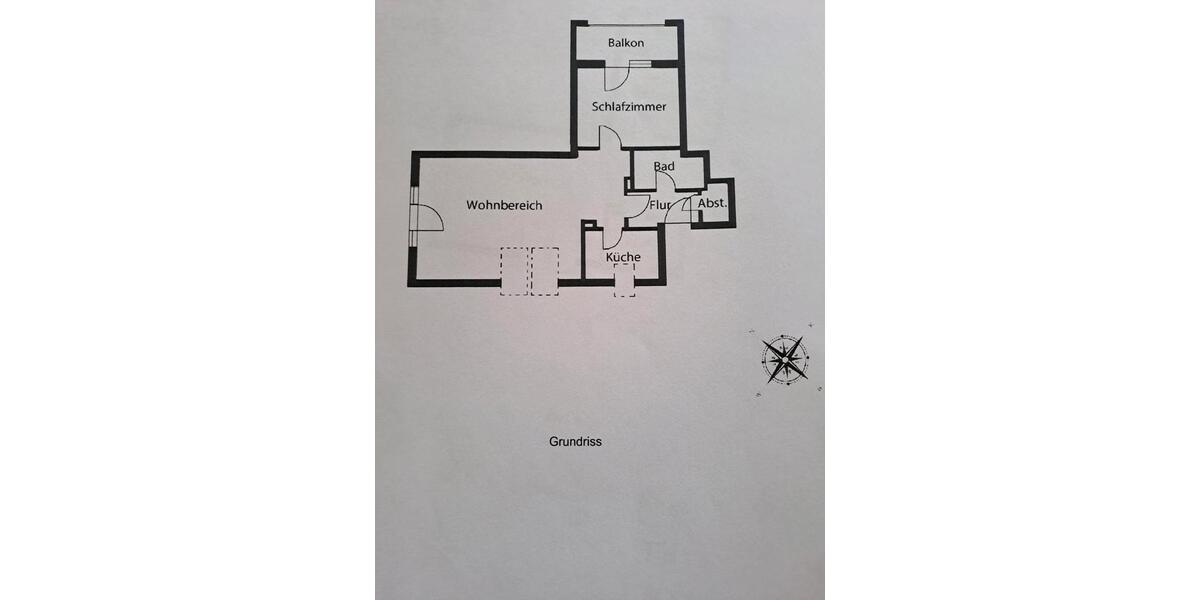 Dachgeschoßwohnung Friedrichshafen - 2.5 Zimmer, 67 m&sup2;, 1.020&euro; | Angebot:26441821
