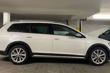 VW Golf 181.450 km 12.965 &euro; Meersburg 88709