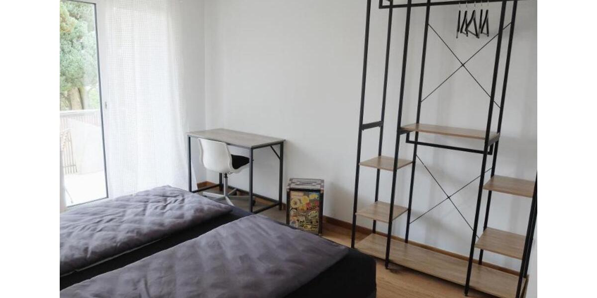 Hochparterre Friedrichshafen - 2 Zimmer, 58 m&sup2;, 1.200&euro; | Angebot:24247548