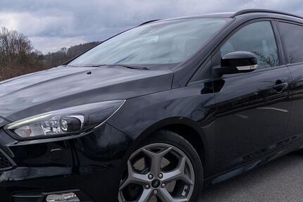 Ford Focus 130.948 km 11.500 &euro; Weingarten 88250