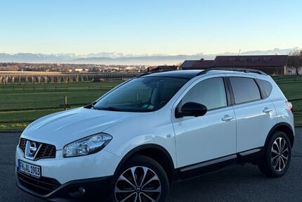 Nissan Qashqai 110.000 km 8.800 &euro; Friedrichshafen 88045