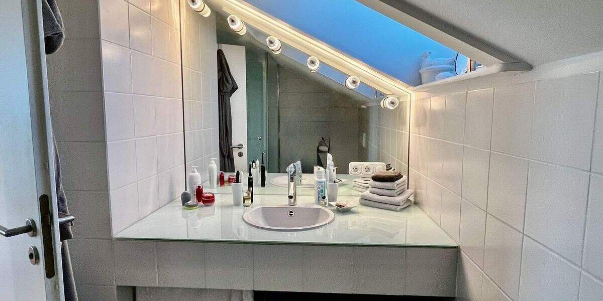 Etagenwohnung Überlingen - 2 Zimmer, 76 m&sup2;, 530.000&euro; | Angebot:25695291