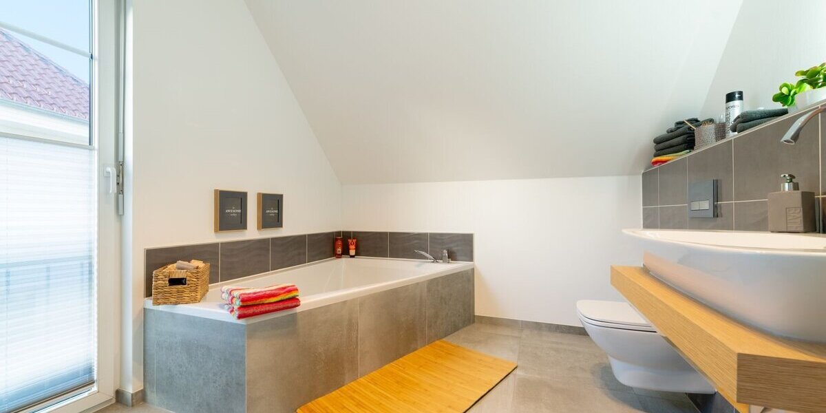 modernes Doppelhaus in bevorzugter Wohngegend am Bodensee - Doppelhaushälfte Überlingen Deutschland | Angebot:27333270
