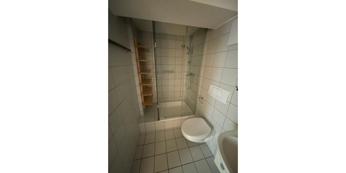 Dachgeschoßwohnung Ravensburg - 3 Zimmer, 80 m&sup2;, 1.400&euro; | Angebot:25306804