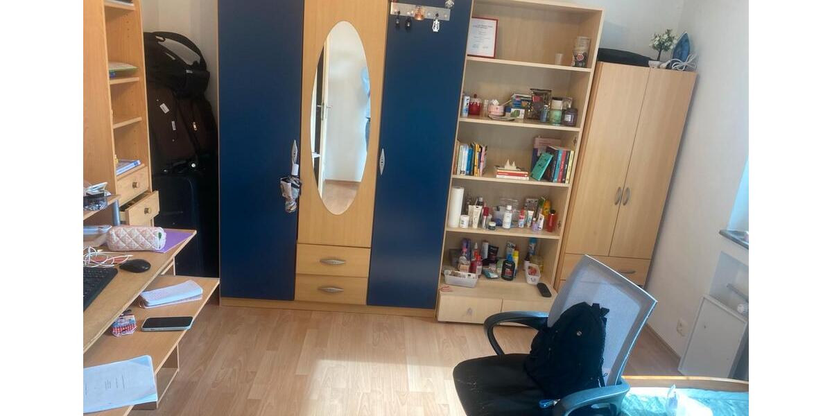 Etagenwohnung Konstanz Konstanz-Fürstenberg - 1 Zimmer, 20 m&sup2;, 500&euro; | Angebot:25714652