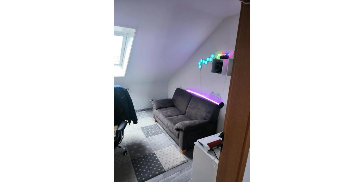 Dachgeschoßwohnung Wolpertswende - 3 Zimmer, 90 m&sup2;, 1.200&euro; | Angebot:25045580