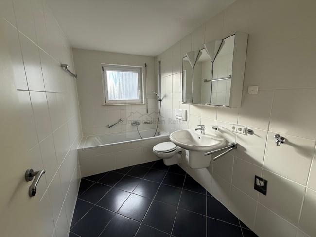 Etagenwohnung Überlingen - 3 Zimmer, 94 m&sup2;, 1.200&euro; | Angebot:21653676