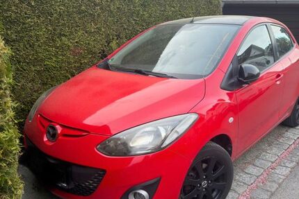 Mazda 2 87.000 km 6.490 &euro; Weingarten 88250
